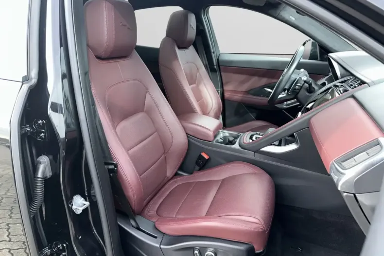 Jaguar E-Pace din 2021 cu 48.000 km - oferta JAG142765 - foto 13