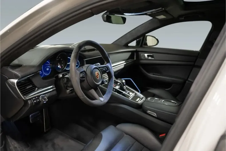 Porsche Panamera din 2024 cu 41.100 km - oferta POR142768 - foto 4