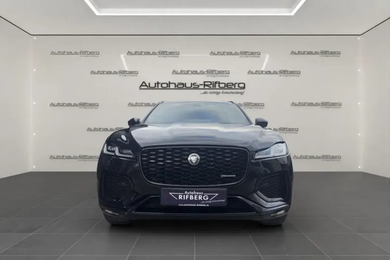 Jaguar F-Pace din 2024 cu 53.000 km - oferta JAG142771 - foto 2