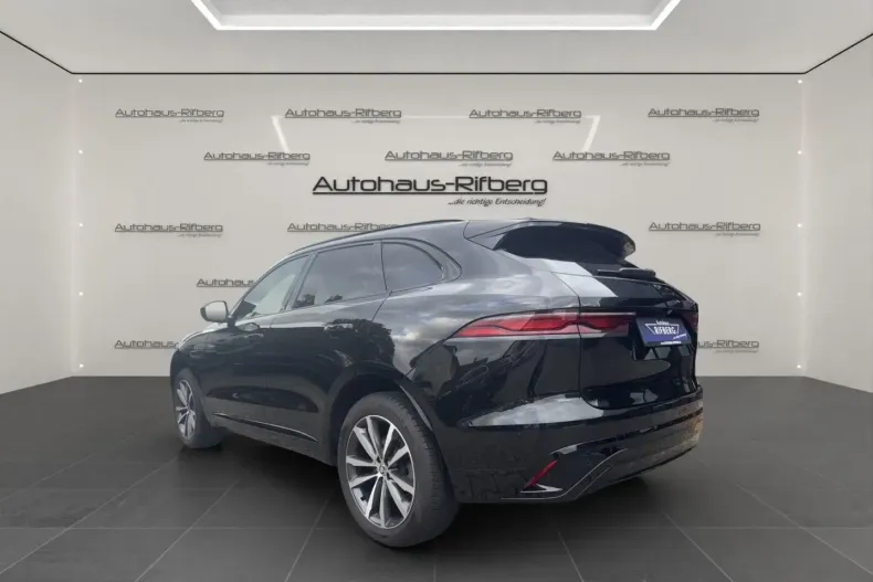 Jaguar F-Pace din 2024 cu 53.000 km - oferta JAG142771 - foto 4