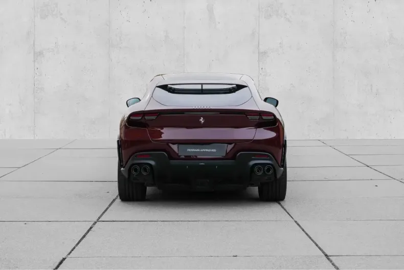 Ferrari Purosangue din 2025 cu 9.000 km - oferta FER142790 - foto 4