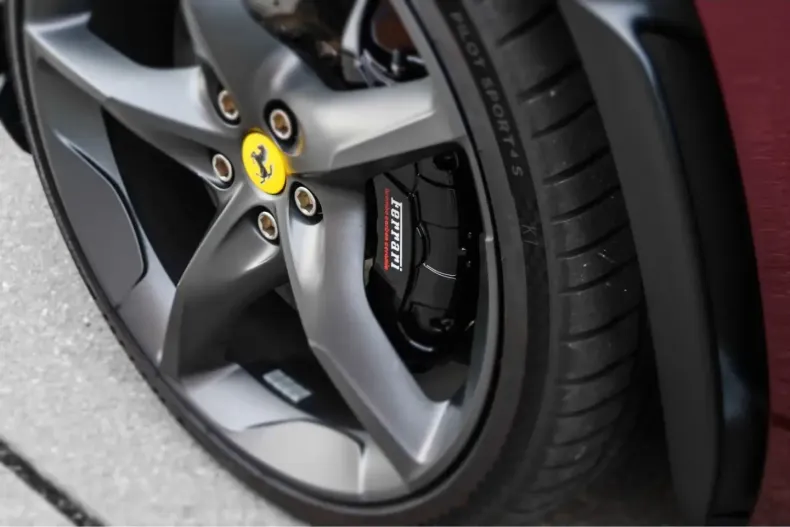 Ferrari Purosangue din 2025 cu 9.000 km - oferta FER142790 - foto 10