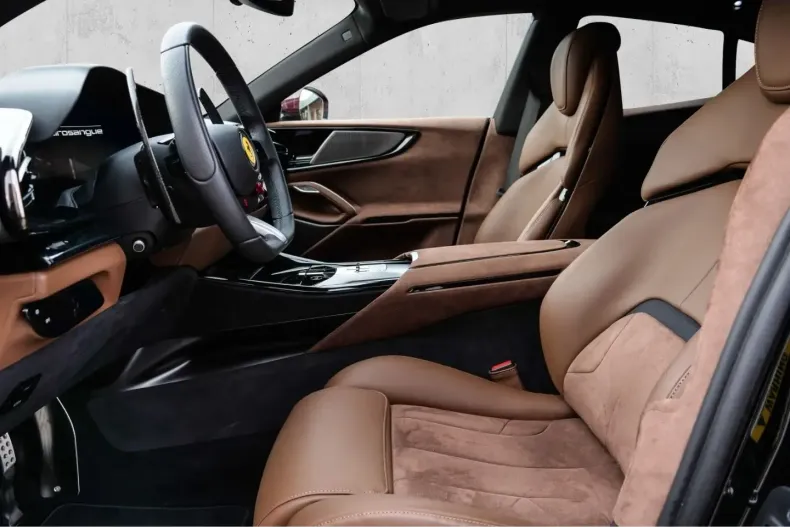 Ferrari Purosangue din 2025 cu 9.000 km - oferta FER142790 - foto 16