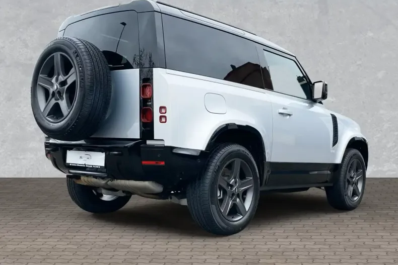 Land Rover Defender din 2024 cu 12.773 km - oferta LAN142813 - foto 2