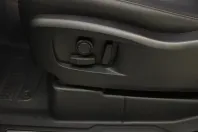 Land Rover Defender din 2024 cu 25.000 km - oferta LAN142820 - foto 4