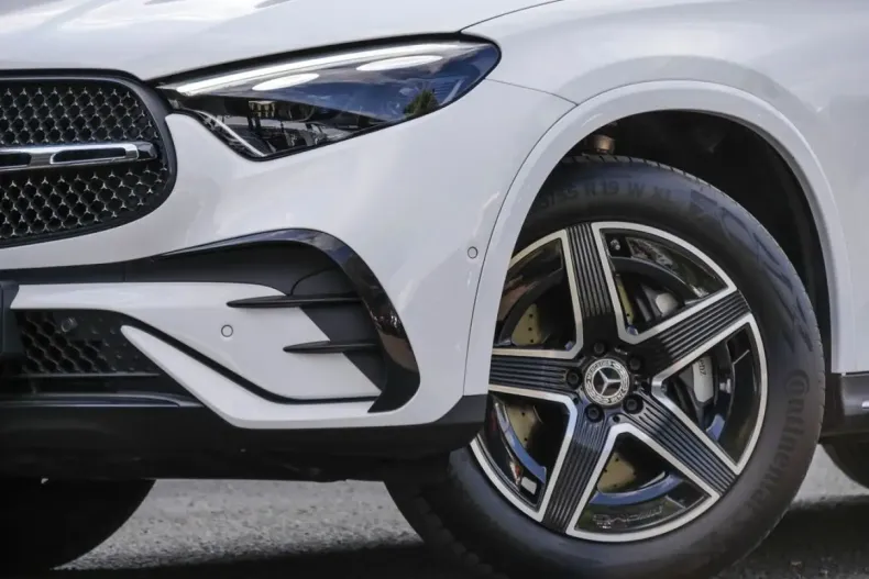 Mercedes-Benz GLC 300 din 2023 cu 45.885 km - oferta MER142821 - foto 6