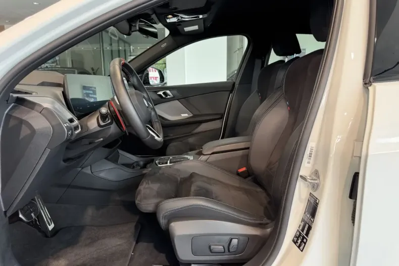 BMW M135 din 2024 cu 24.800 km - oferta BMW142833 - foto 12