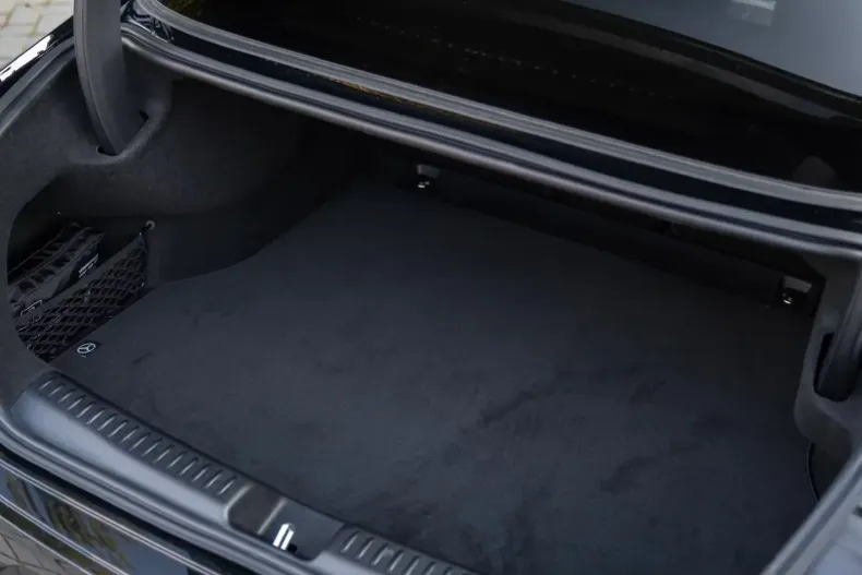 Mercedes-Benz CLA 250 din 2025 cu 4.100 km - oferta MER142845 - foto 2