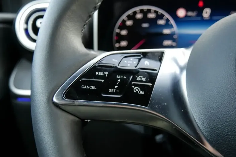 Mercedes-Benz GLC 200 din 2025 cu 19.900 km - oferta MER142847 - foto 13