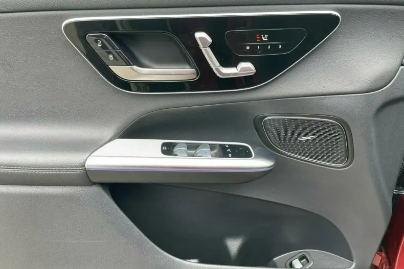 Mercedes-Benz GLC 200 din 2024 cu 17.146 km - oferta MER142848 - foto 11