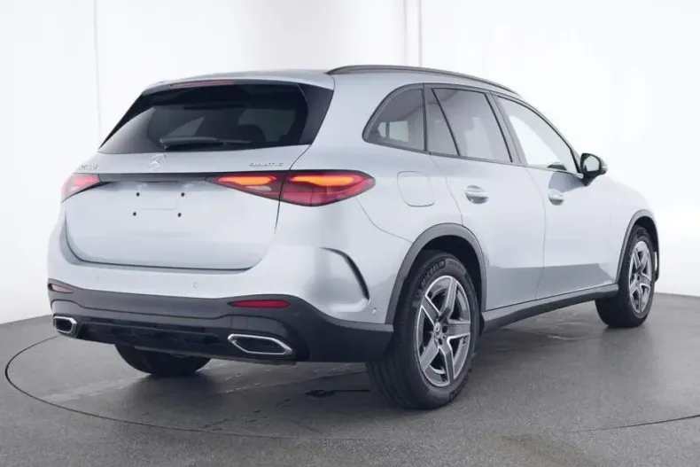 Mercedes-Benz GLC 300 din 2022 cu 34.289 km - oferta MER142849 - foto 3