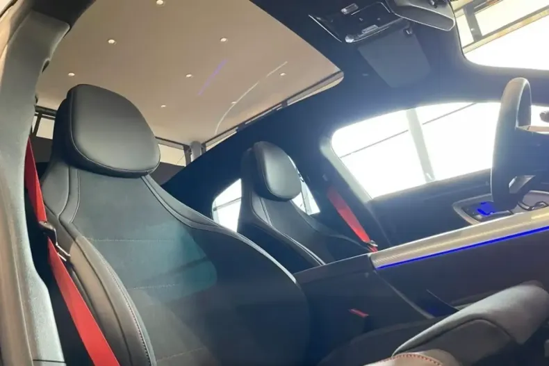 Mercedes-Benz CLA 350 din 2025 cu 9.000 km - oferta MER142857 - foto 2