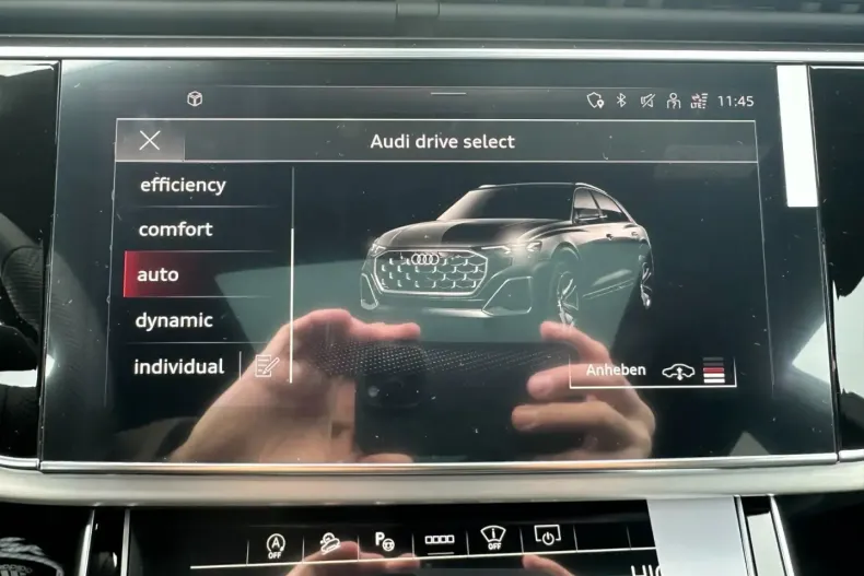 Audi Q8 din 2025 cu 7.500 km - oferta AUD142867 - foto 30