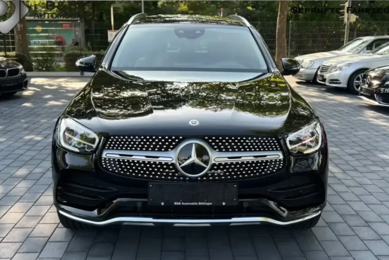 Mercedes-Benz GLC 400 din 2022 cu 56.500 km - oferta MER142870 - foto 2