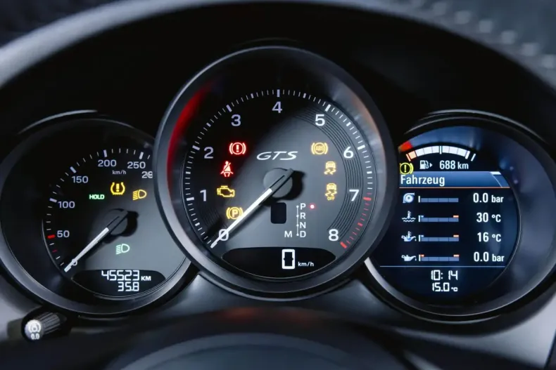 Porsche Macan din 2022 cu 45.900 km - oferta POR142873 - foto 31