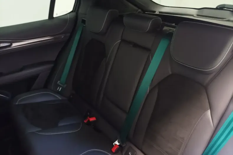 Alfa Romeo Stelvio din 2021 cu 72.509 km - oferta ALF142874 - foto 16