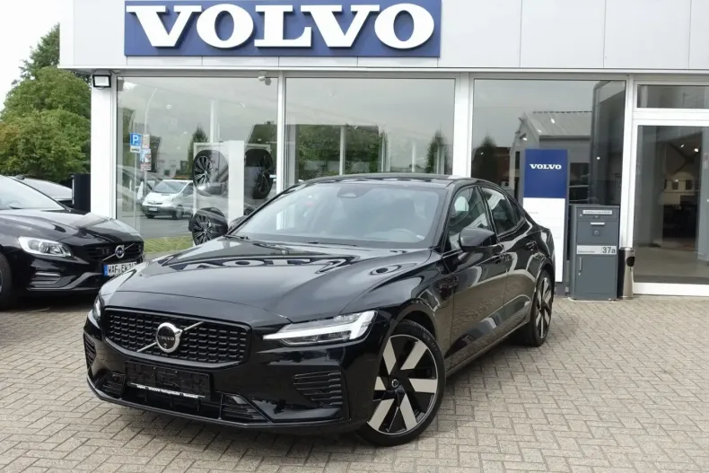 Volvo S60 din 2024 cu 19.950 km - oferta VOL142879 - foto 1