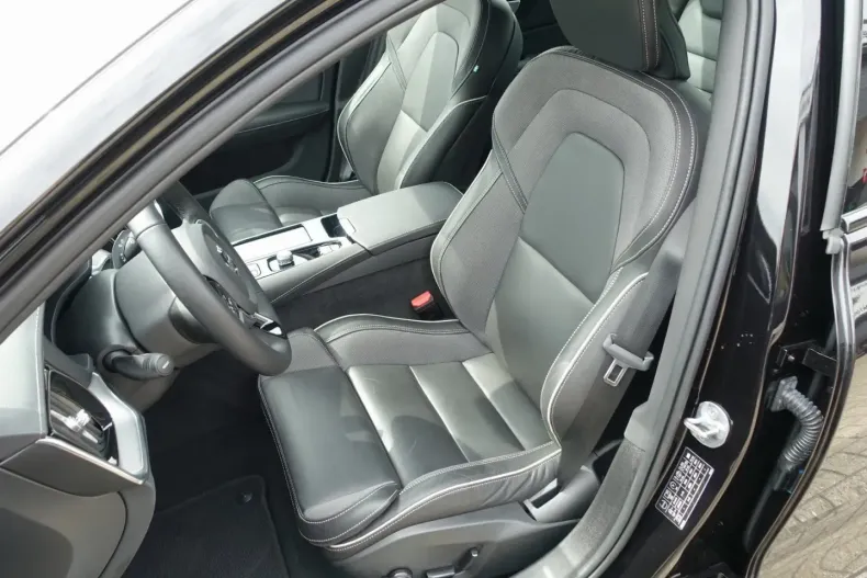 Volvo S60 din 2024 cu 19.950 km - oferta VOL142879 - foto 16