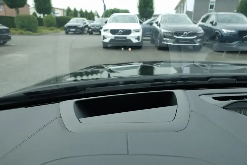 Volvo S60 din 2024 cu 19.950 km - oferta VOL142879 - foto 28