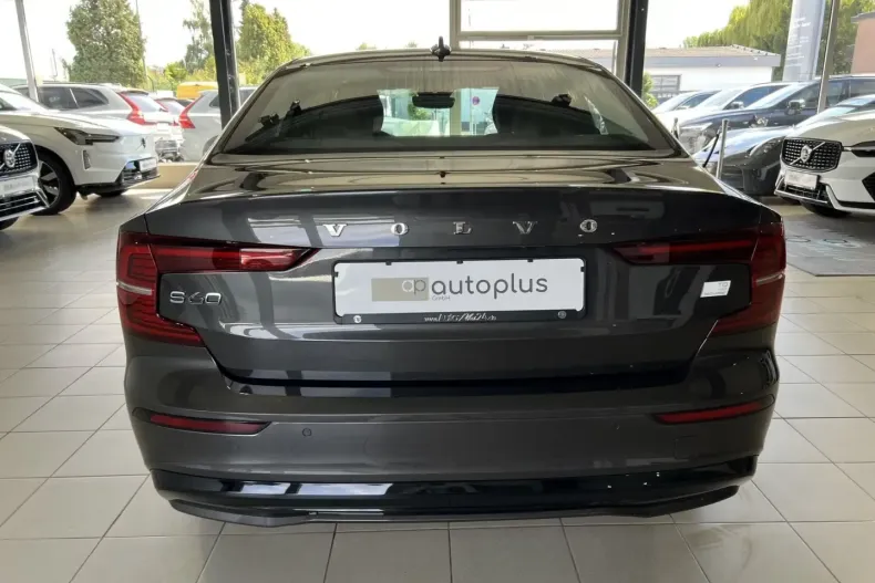 Volvo S60 din 2024 cu 22.369 km - oferta VOL142880 - foto 8