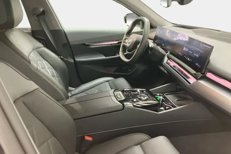 BMW 550 din 2024 cu 28.000 km - oferta BMW142881 - foto 9