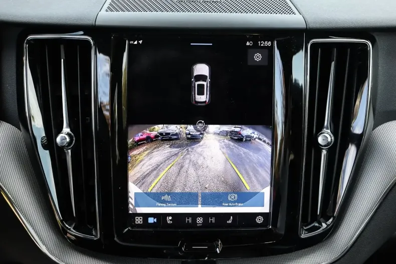 Volvo XC60 din 2024 cu 21.005 km - oferta VOL142884 - foto 8