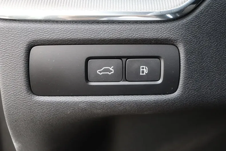 Volvo XC60 din 2024 cu 21.005 km - oferta VOL142884 - foto 10