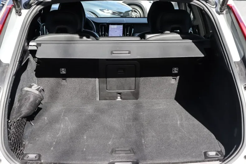 Volvo XC60 din 2024 cu 21.005 km - oferta VOL142884 - foto 14