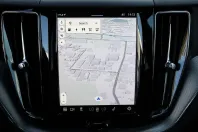 Volvo XC60 din 2024 cu 16.241 km - oferta VOL142885 - foto 8