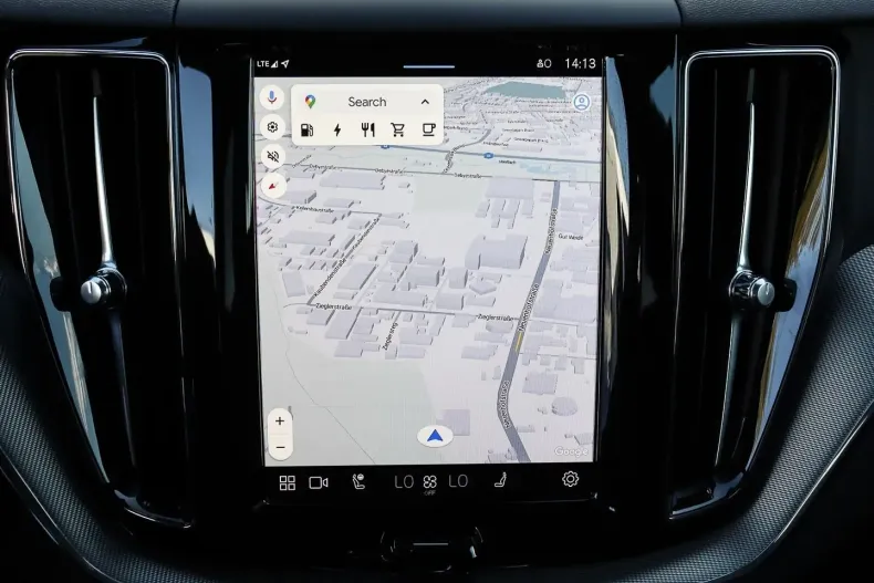 Volvo XC60 din 2024 cu 16.241 km - oferta VOL142885 - foto 8