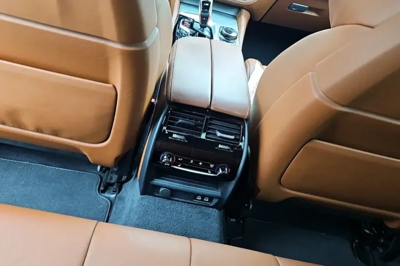 BMW M5 din 2022 cu 70.566 km - oferta BMW142886 - foto 13