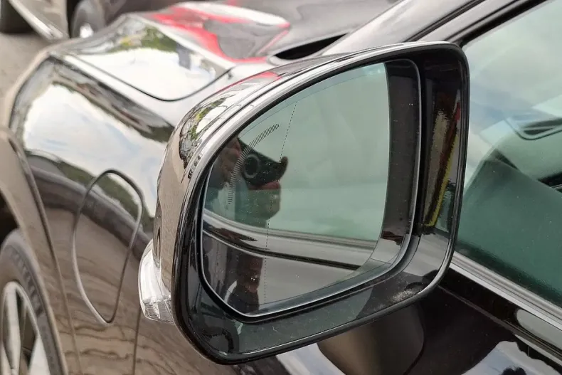 Volvo XC60 din 2024 cu 26.105 km - oferta VOL142888 - foto 15