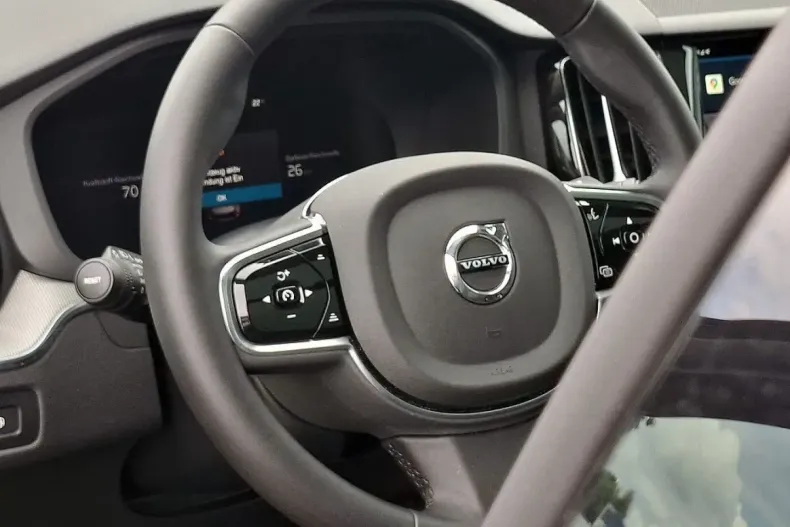 Volvo XC60 din 2024 cu 26.105 km - oferta VOL142888 - foto 16