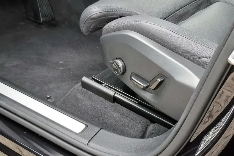 Volvo XC60 din 2024 cu 26.105 km - oferta VOL142888 - foto 17