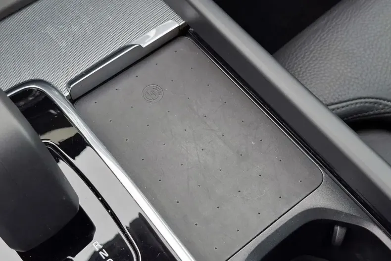 Volvo XC60 din 2024 cu 26.105 km - oferta VOL142888 - foto 26