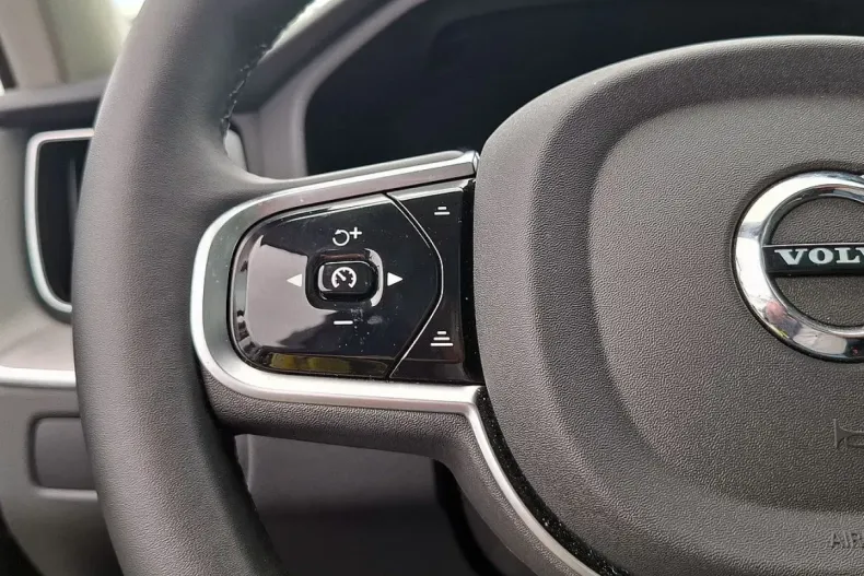 Volvo XC60 din 2024 cu 26.105 km - oferta VOL142888 - foto 28