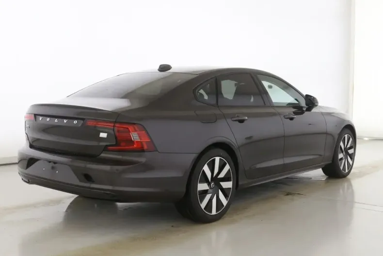 Volvo S90 din 2024 cu 24.900 km - oferta VOL142894 - foto 2