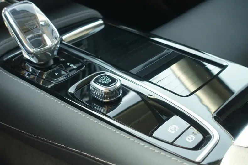 Volvo S60 din 2024 cu 27.050 km - oferta VOL142895 - foto 14