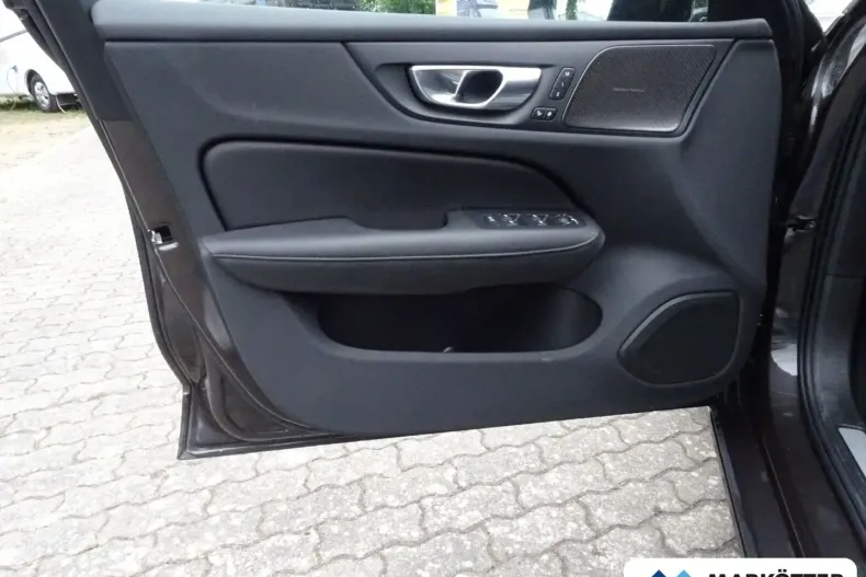 Volvo S60 din 2024 cu 23.667 km - oferta VOL142897 - foto 6