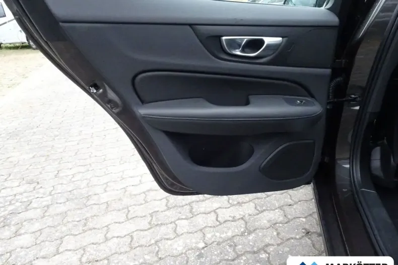 Volvo S60 din 2024 cu 23.667 km - oferta VOL142897 - foto 9