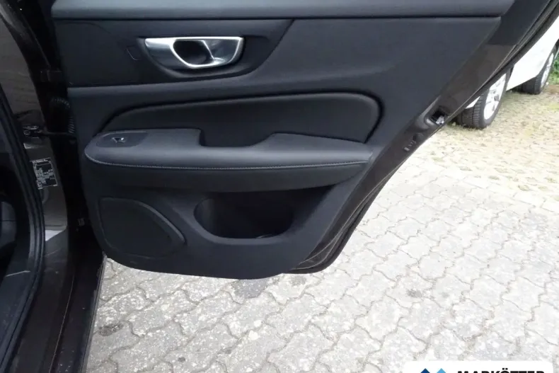 Volvo S60 din 2024 cu 23.667 km - oferta VOL142897 - foto 12