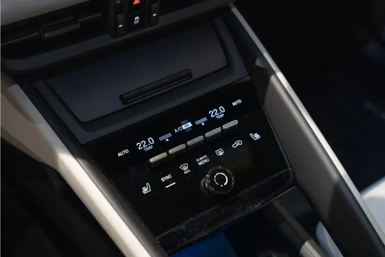 Porsche Macan din 2025 cu 10.900 km - oferta POR142900 - foto 4