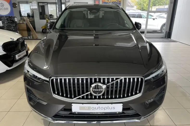 Volvo XC60 din 2024 cu 17.726 km - oferta VOL142901 - foto 3