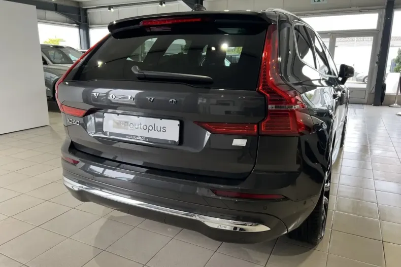 Volvo XC60 din 2024 cu 17.726 km - oferta VOL142901 - foto 7