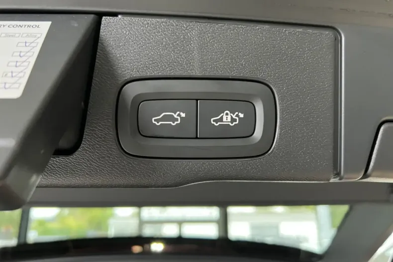 Volvo XC60 din 2024 cu 17.726 km - oferta VOL142901 - foto 15