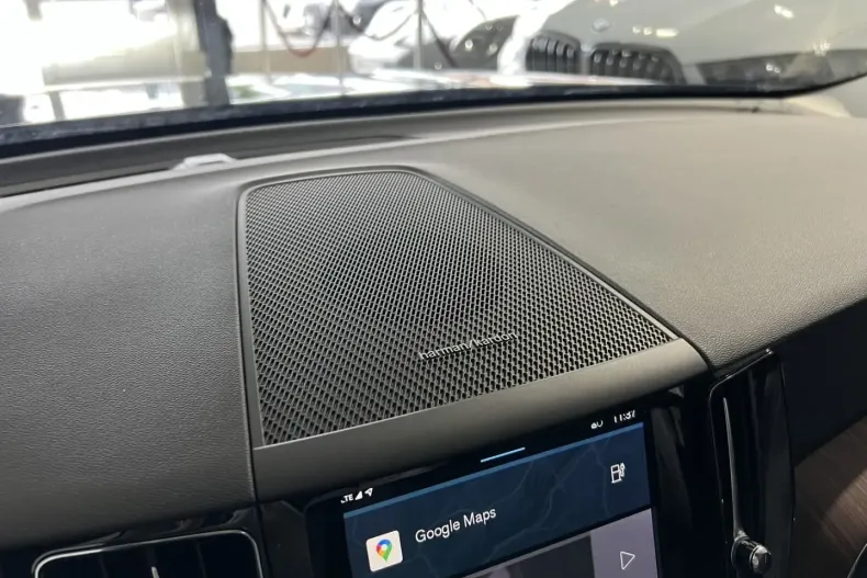 Volvo XC60 din 2024 cu 17.726 km - oferta VOL142901 - foto 19