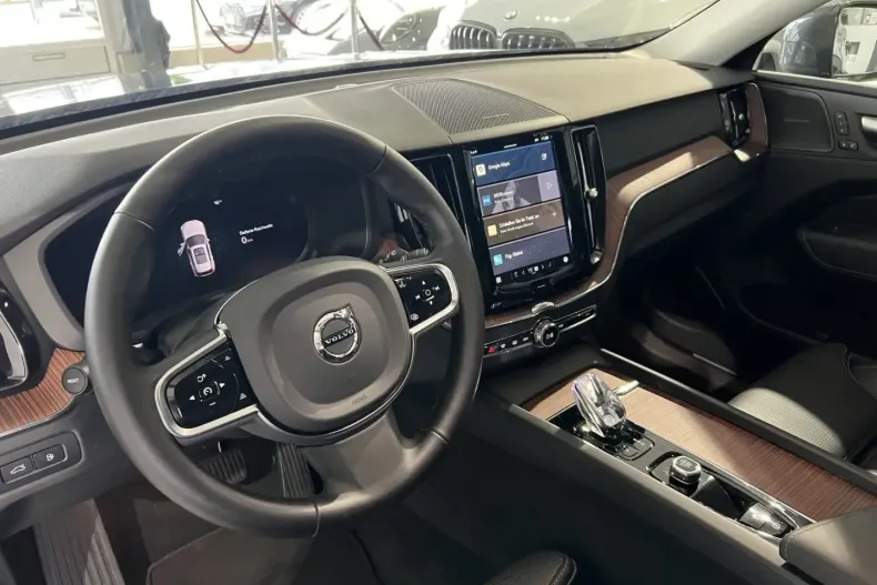 Volvo XC60 din 2024 cu 17.726 km - oferta VOL142901 - foto 22