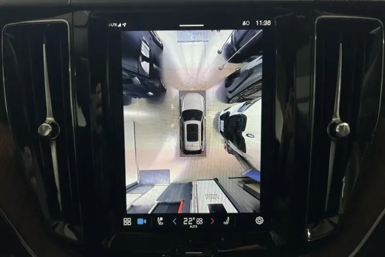 Volvo XC60 din 2024 cu 17.726 km - oferta VOL142901 - foto 25