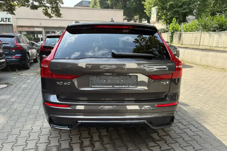 Volvo XC60 din 2024 cu 26.609 km - oferta VOL142904 - foto 4