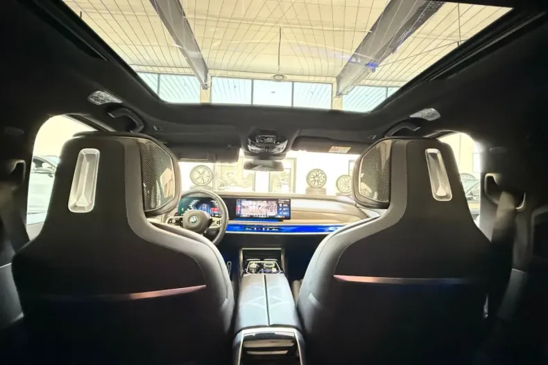 BMW M760 din 2024 cu 39.400 km - oferta BMW142909 - foto 17